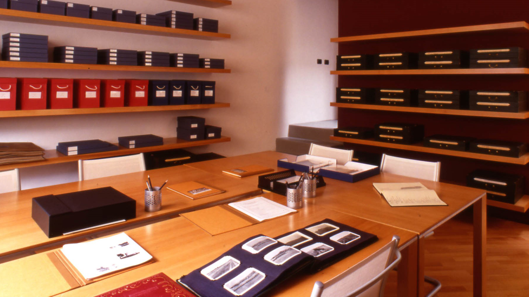 Research - Photographic Archive - Notices