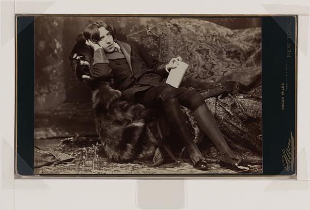 Peter Schjeldahl - The Critic as Artist: Updating Oscar Wilde Peter Schjeldahl - The Critic as Artist: Updating Oscar Wilde