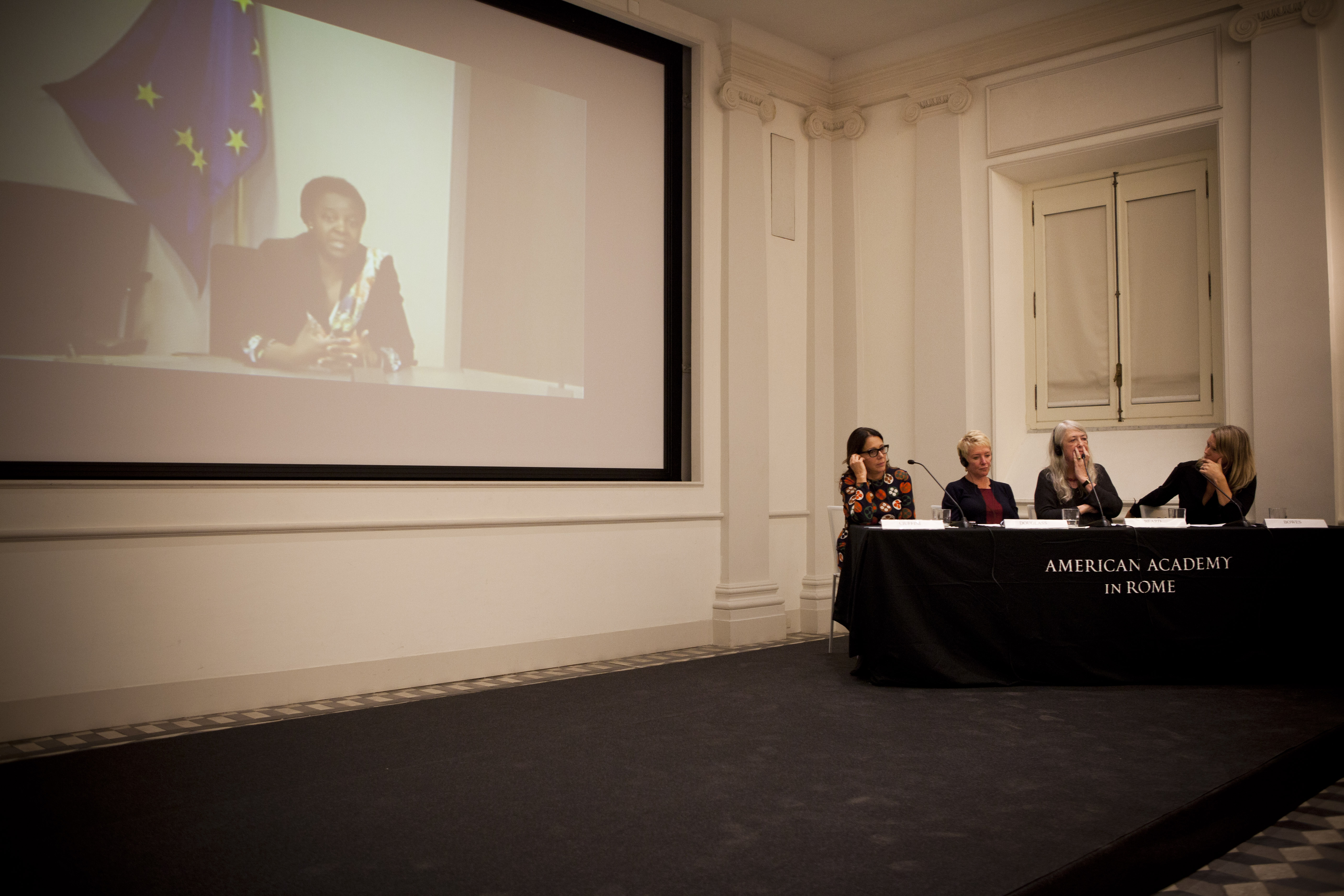 A Scholarly Panel on Female Voices in the Realm of New Media