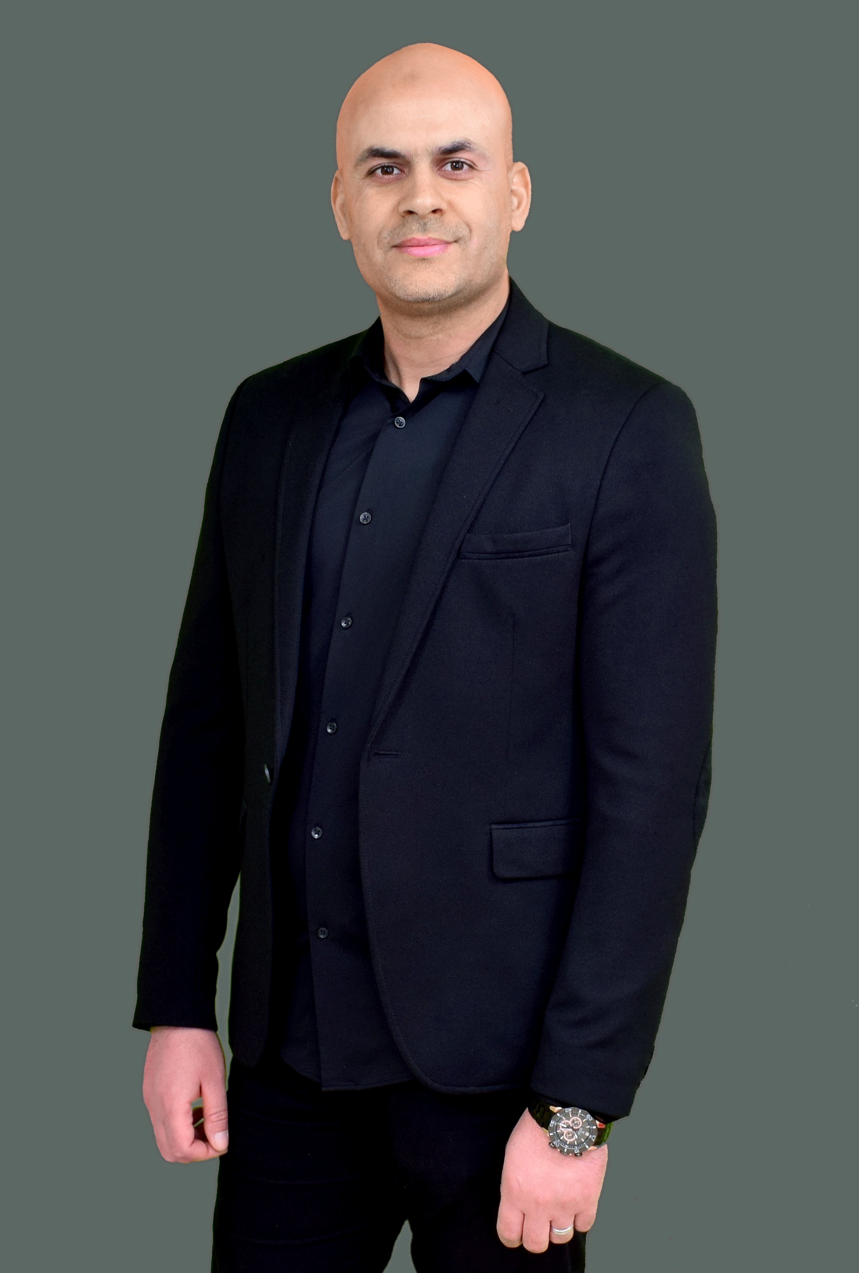 Zakarya Khelif background