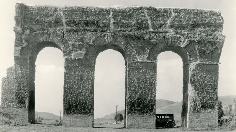 Research - Photographic Archive - About