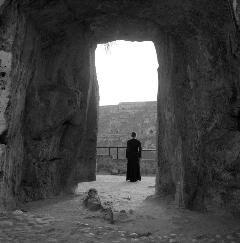 Lindsay Harris - Framing the Mediterranean: Photography and Matera, 1946-2016