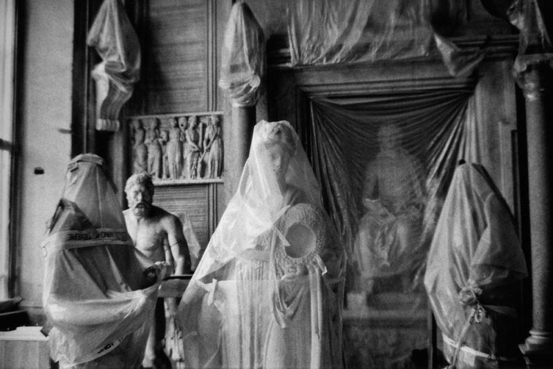 Milton Gendel: A Surreal Life
