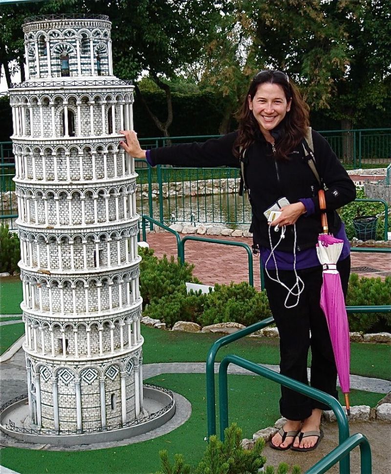 The Glimpse Series: Stephanie Malia Hom Explores Mass Tourism in Rome