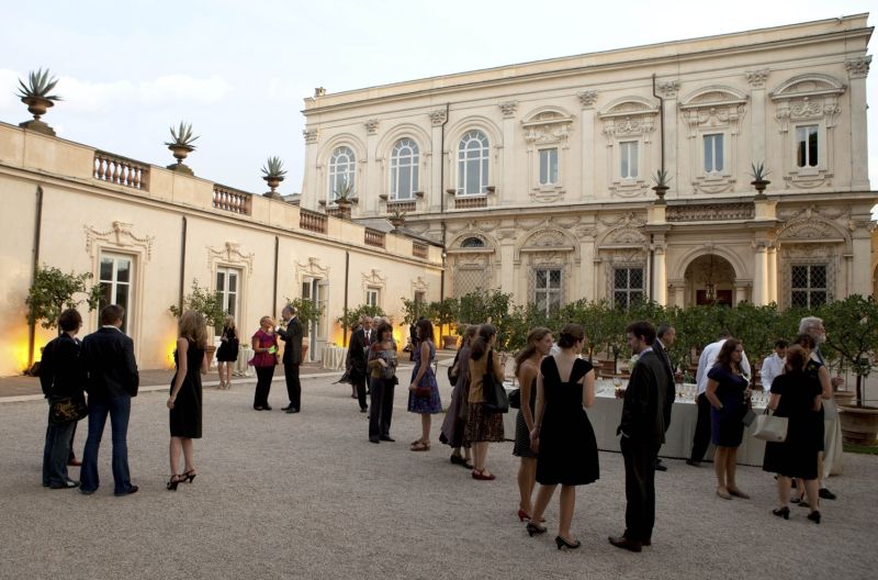 AAR Welcomes 2012-13 Fellows at Opening Reception