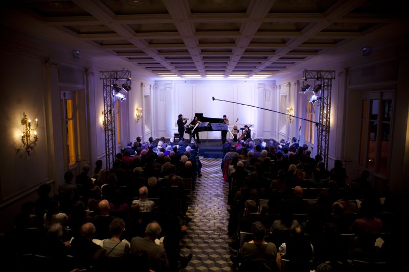 Fingertips Dance: the Scharoun Ensemble Berlin Season Six