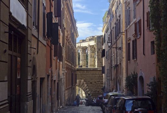 The Glimpse Series: Margaret Andrews Is Filling a Gap in Rome's Urban Archaeological Record