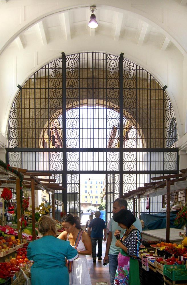 Ruth W. Lo Looks at How Food Relates to Rome's Architecture and Urbanism in the Early Twentieth Century