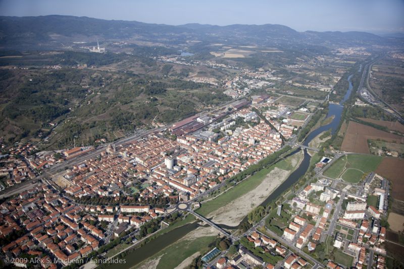 Photographic Project by Academy Alumni for a New Museum in Tuscany