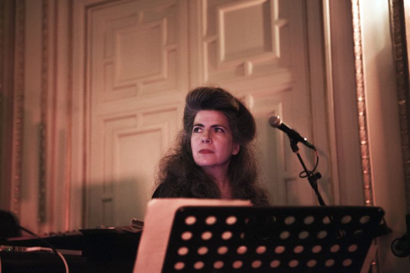 Annie Gosfield