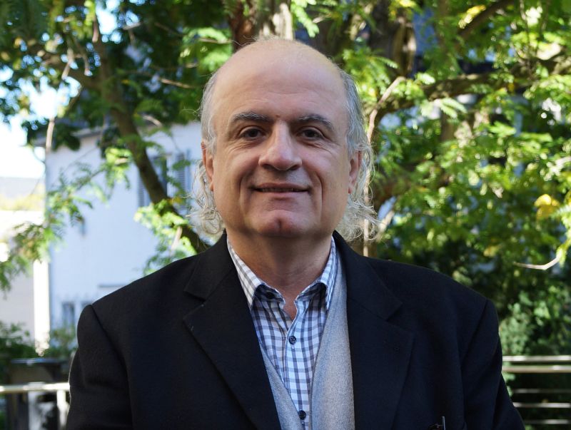 Nasser Rabbat portrait